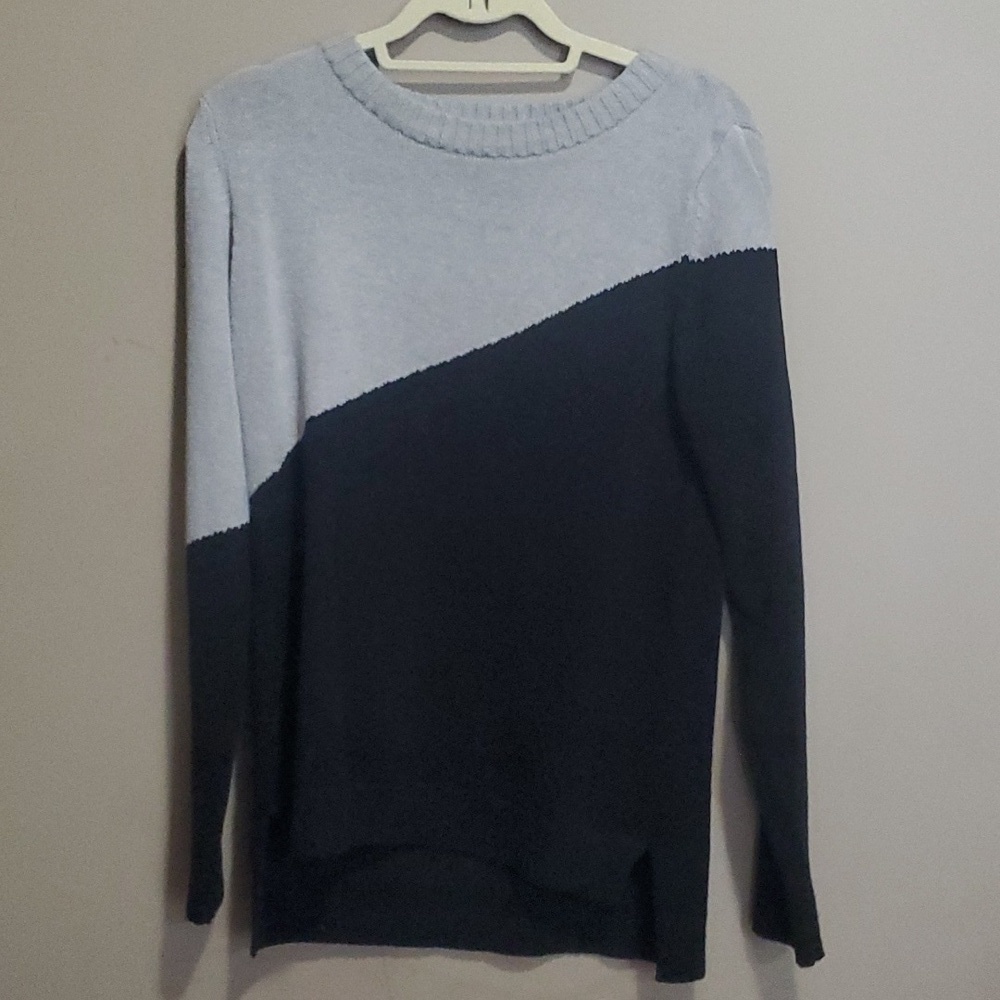 Two tone sweater size medium